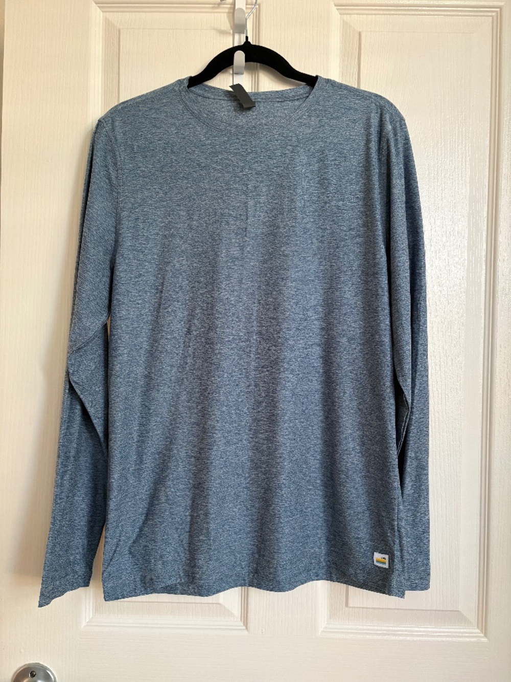 Vuori Strato Tech Tee Mens Med Crew Neck Long Sleeve Shirt Blue Size M